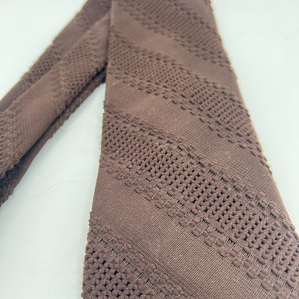 Lot‎ of 4 VIntage Ties from the 1970s - Picture 5 of 9
